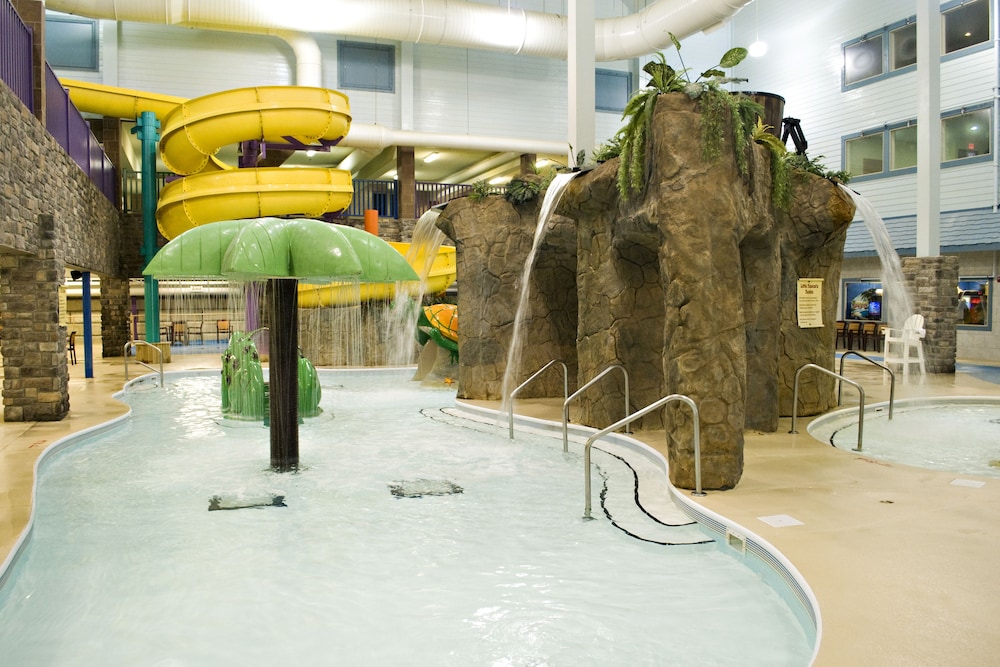 Branson Waterpark Hotel 49/53