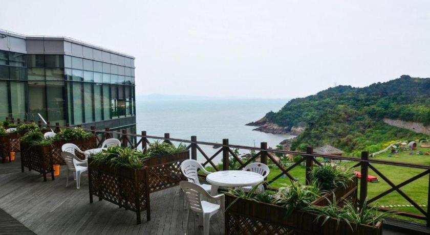 Golden Coast New Century Resort Wenzhou 1/59