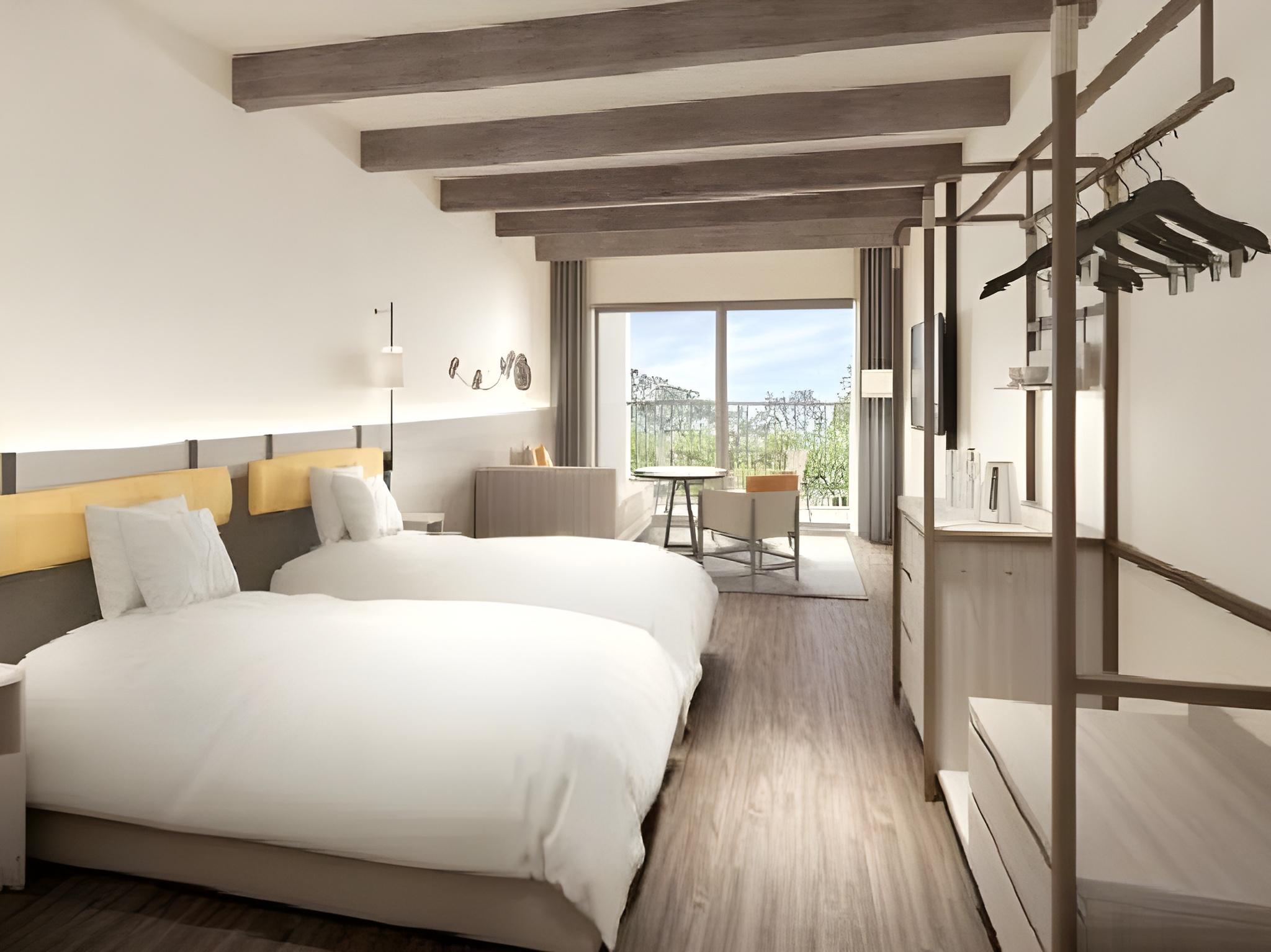 Renovated, Garden, Twin Beds