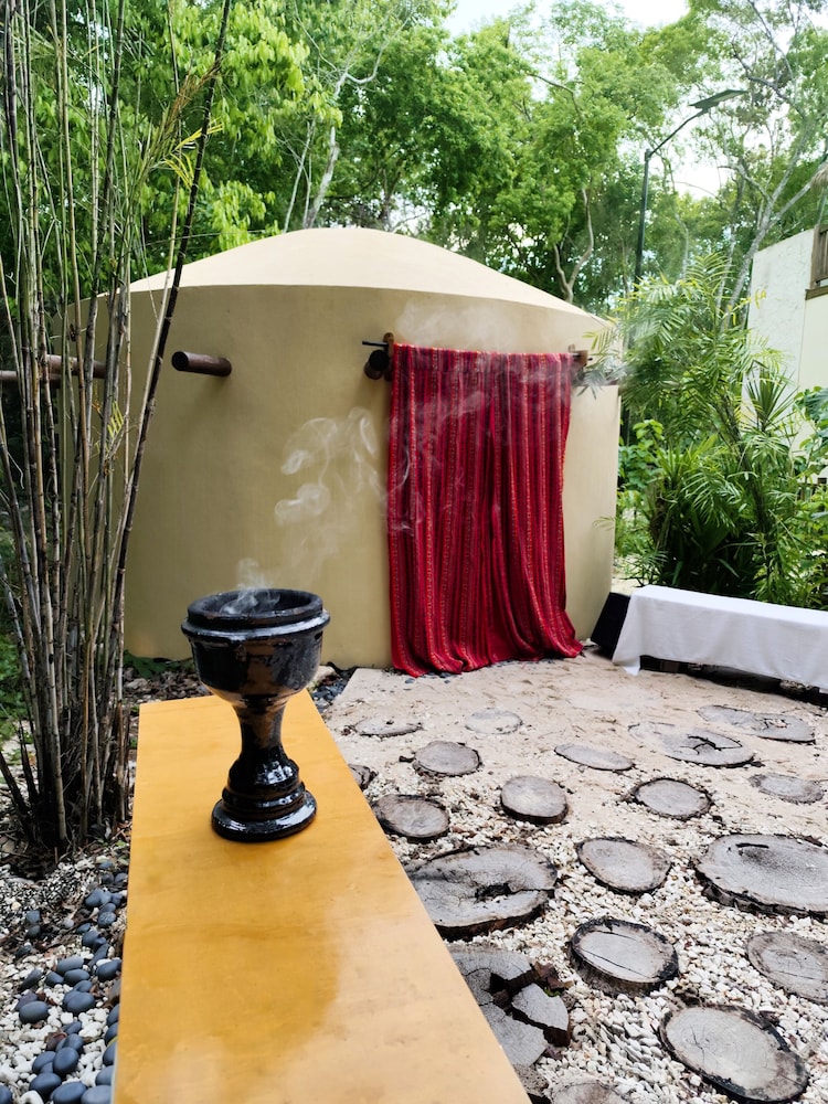 Hotel Mundo Maya Calakmul 6/50