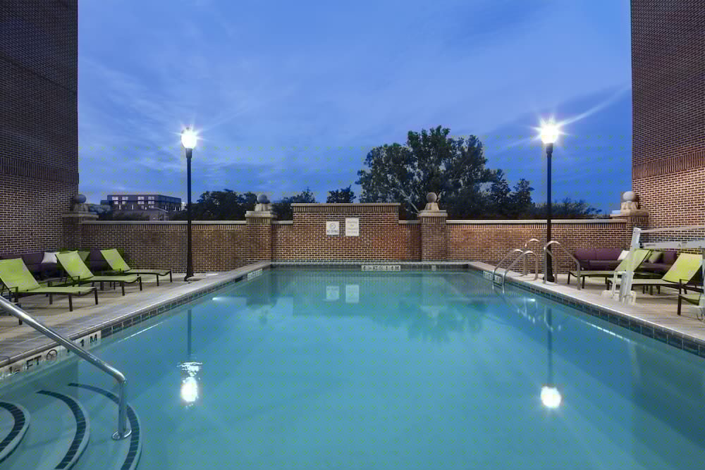 Holiday Inn Savannah Historic District 5/56