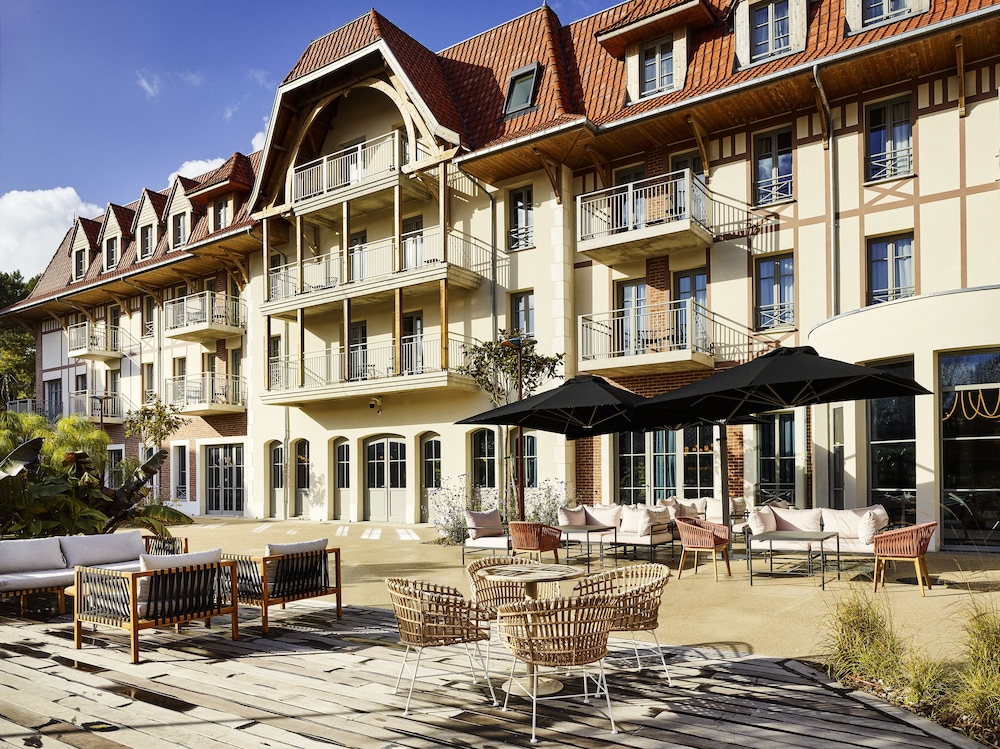 Tribe Le Touquet 4/52