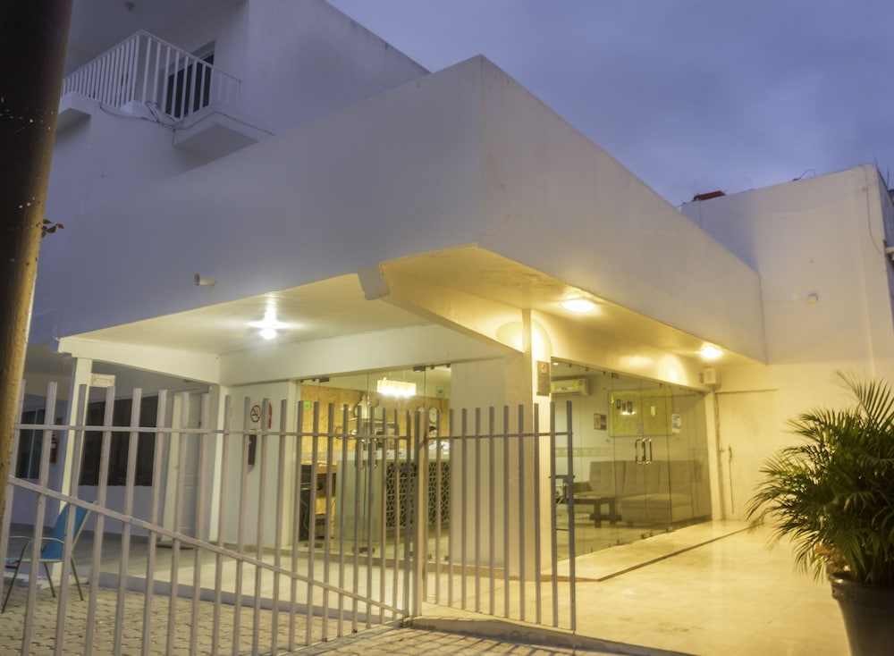 Hotel Casa Blanca 2/50
