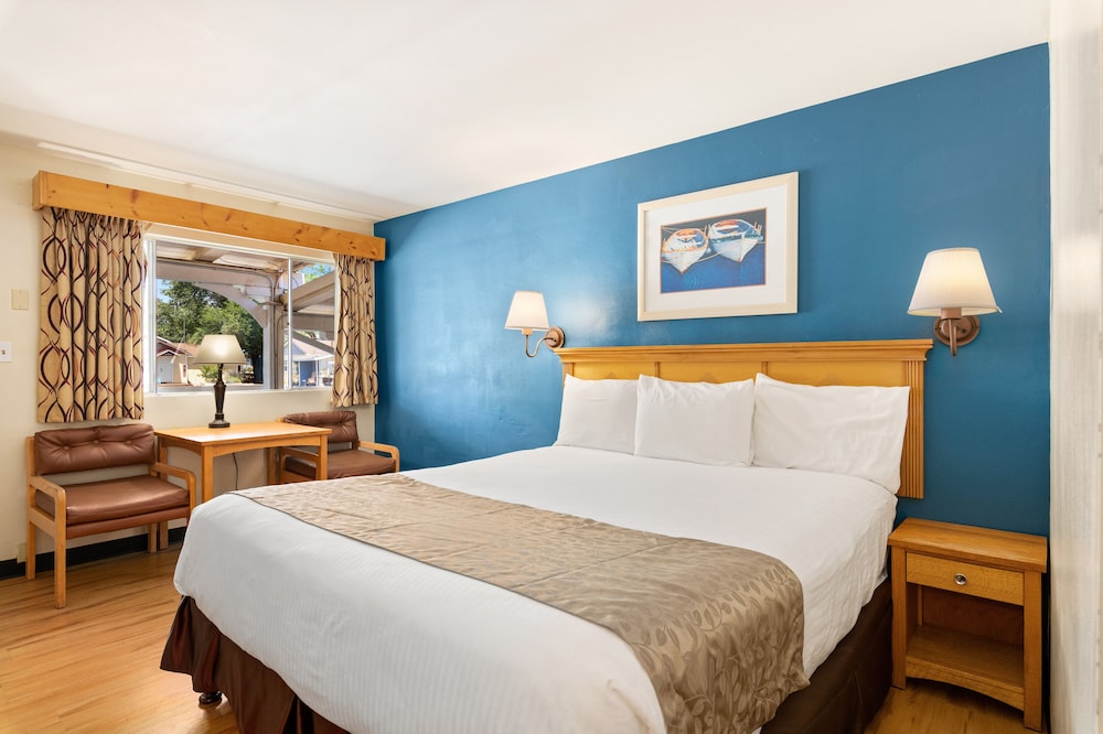Skylark Shores Resort 14/50