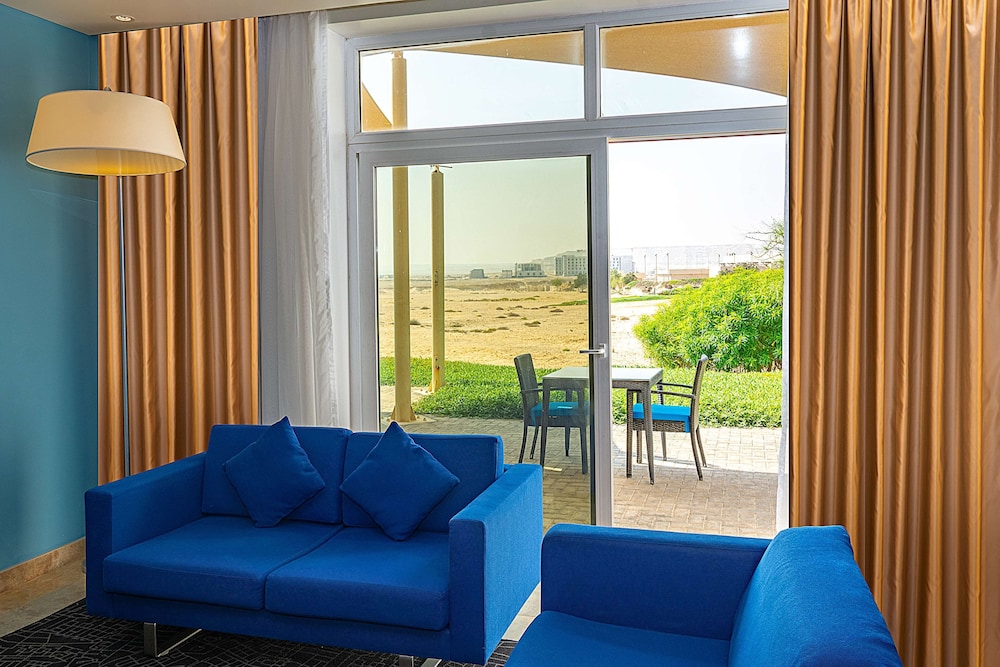 Park Inn by Radisson Hotel and Residence Duqm 24/44
