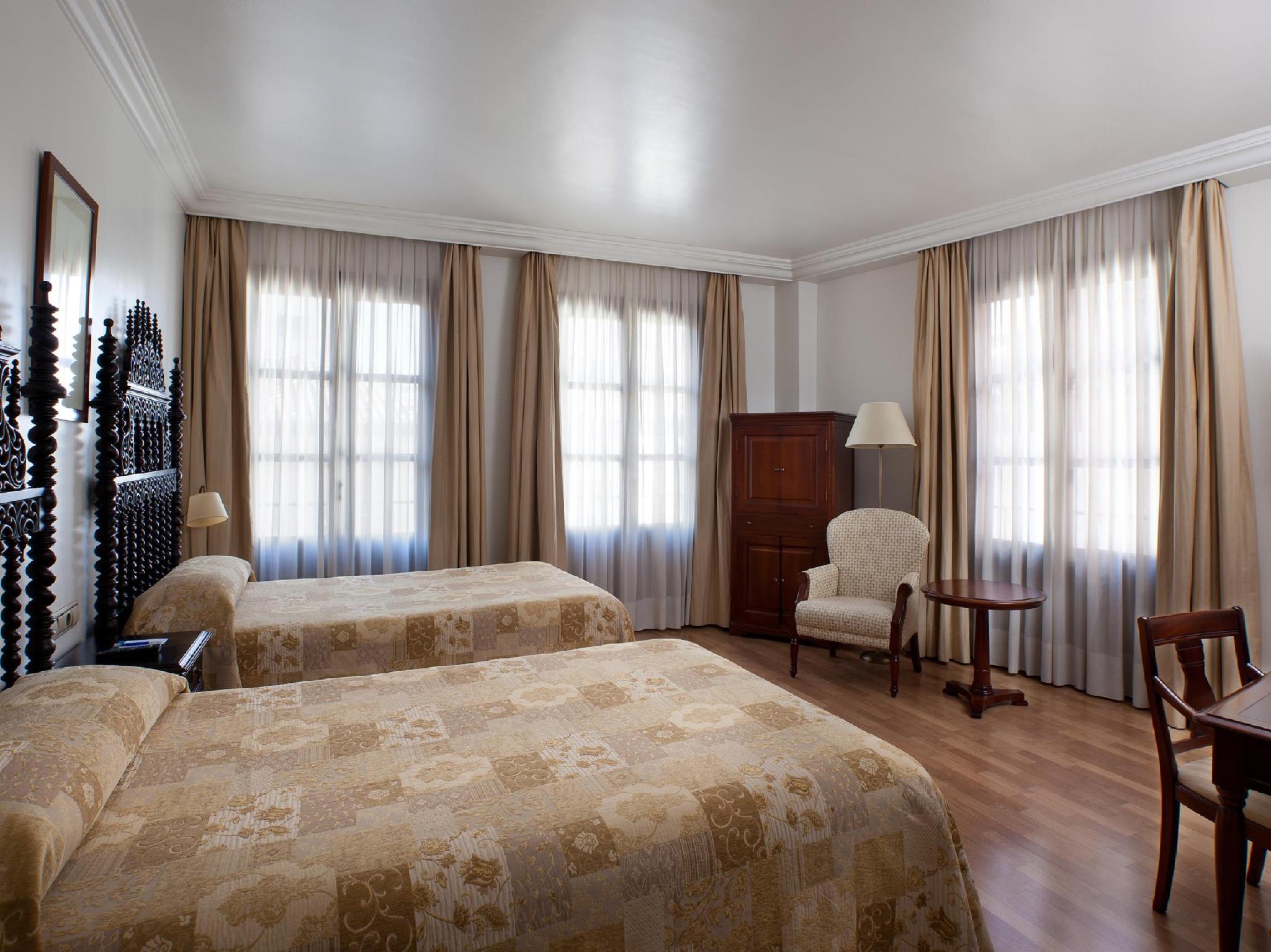 Superior, Single, Double or Twin Bed