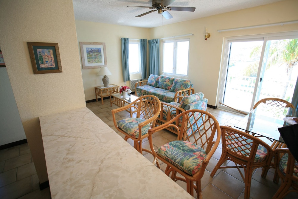TIMOTHY BEACH RESORT 21/50