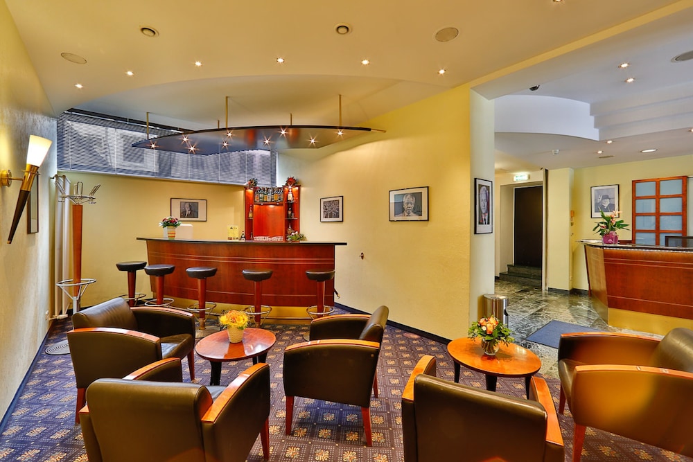 Hotel Prasident 33/41