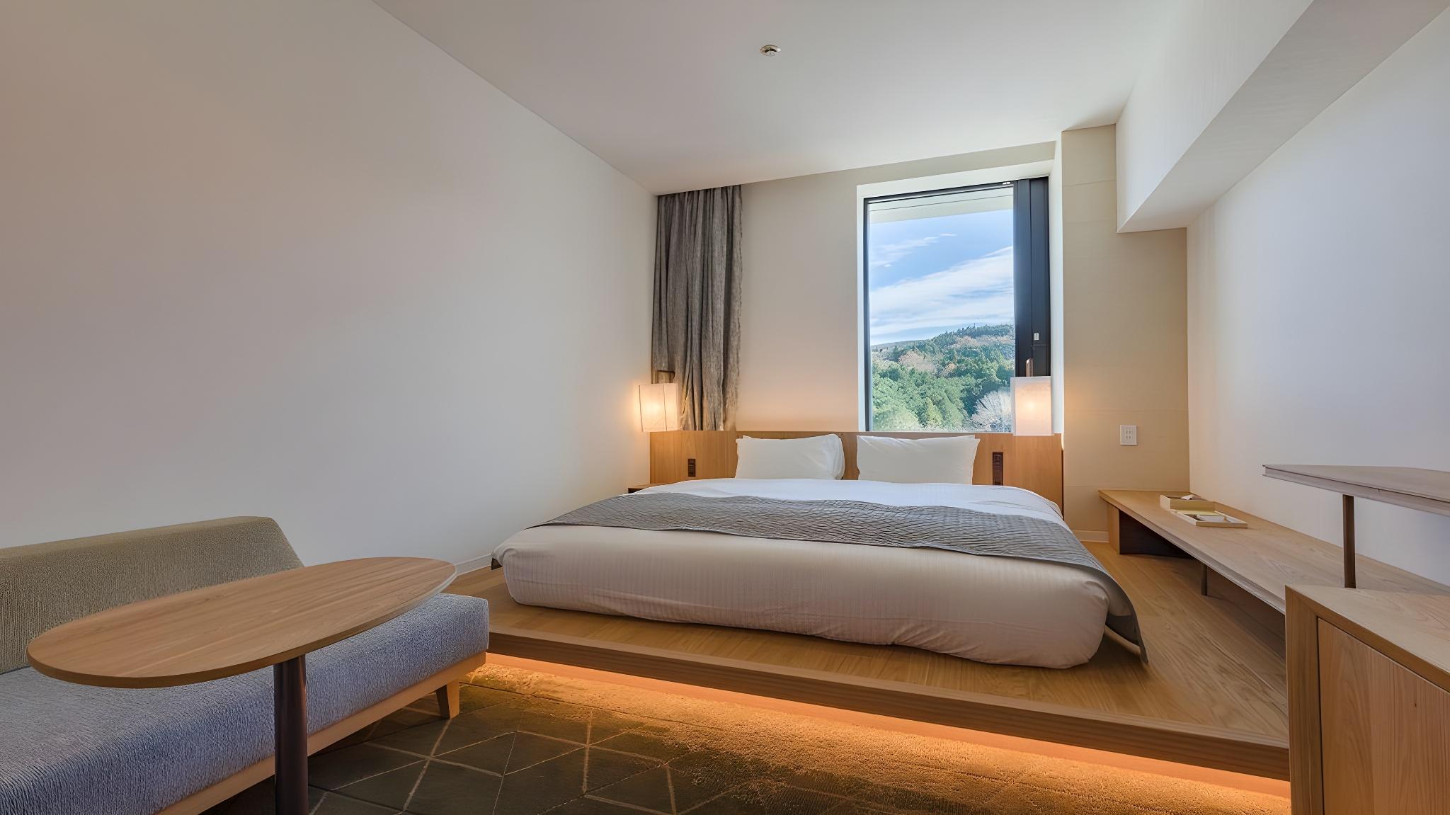 Standard, Double Bed, Forest Side, No View