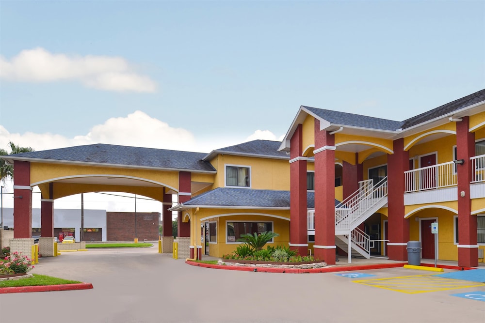 Americas Best Value Inn Baytown 1/16