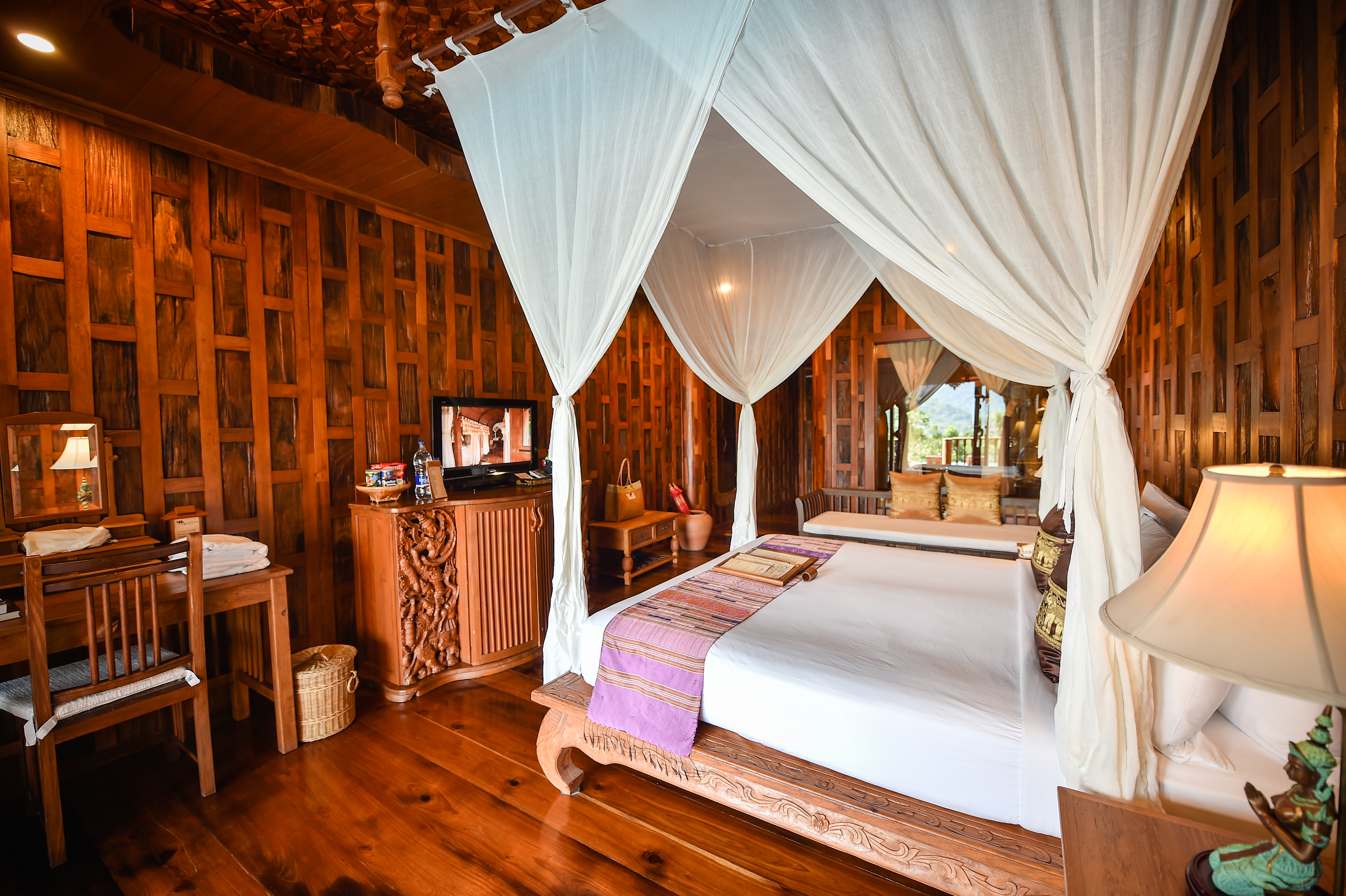 غرفة ديلوكس بسرير مزدوج بإطلالة على المسبح، Santhiya Koh Phangan Resort and Spa 3/4