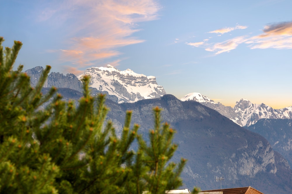 Kyriad Annecy Nord - Epagny 42/50