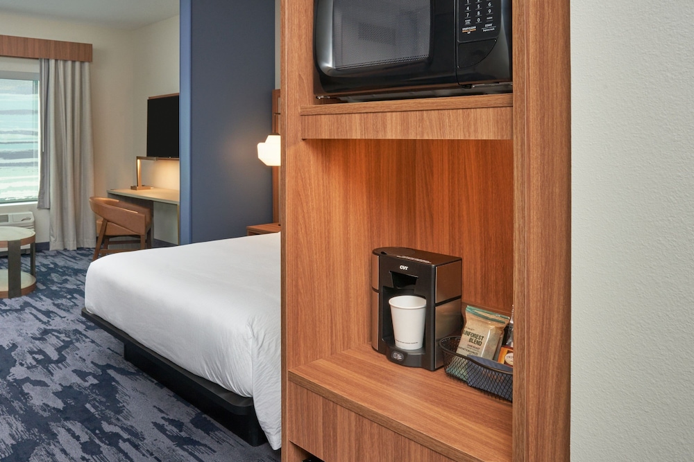 Fairfield Inn & Suites by Marriott West Palm Beach 9/37