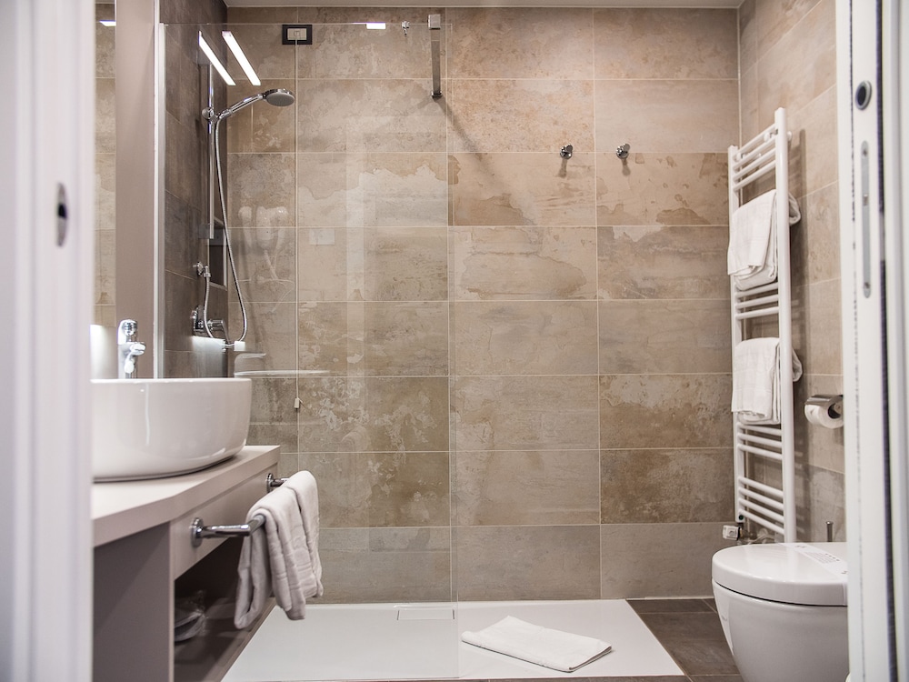 HOTEL ARABA FENICE 44/47