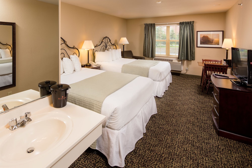 Wyndham Garden Galena Hotel & Day Spa 37/73