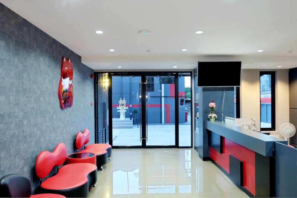 Avenue Residence 5/18
