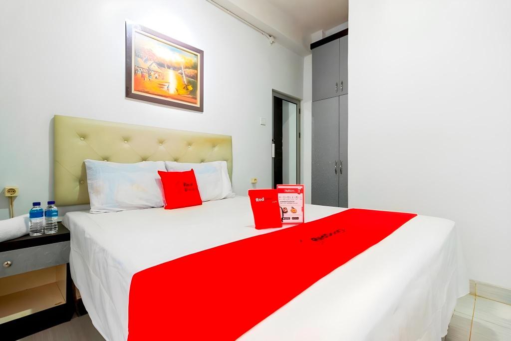 Reddoorz Near Gajah Mada Plaza 2 9/27