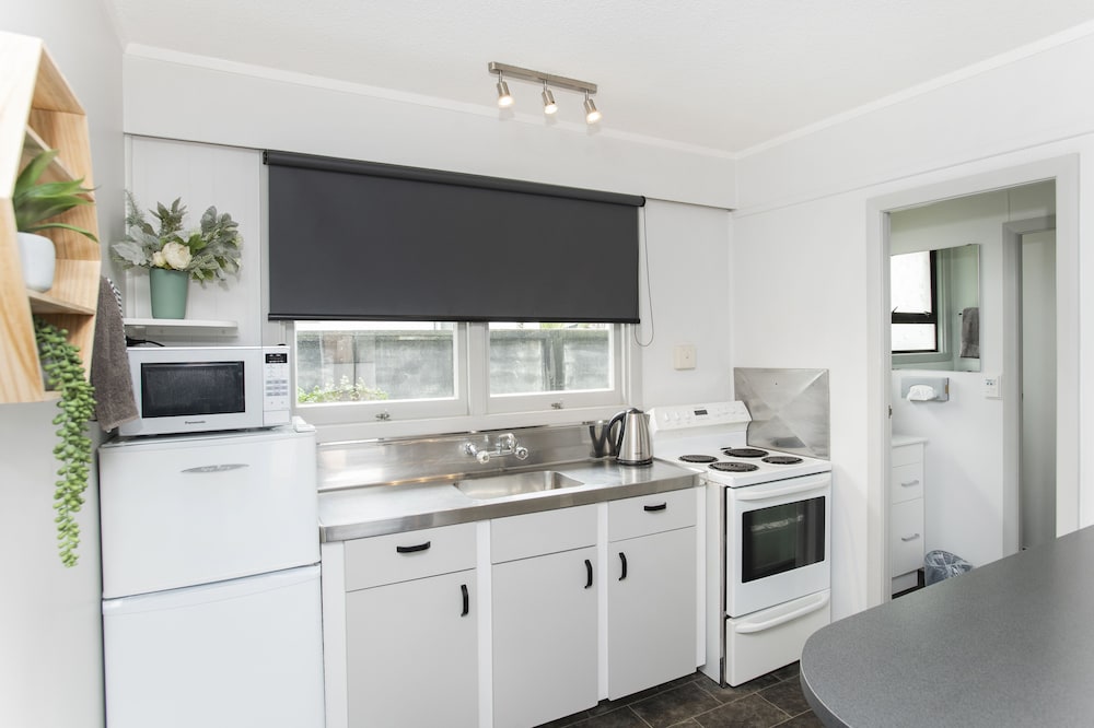 Waikanae Beach Motel 54/76