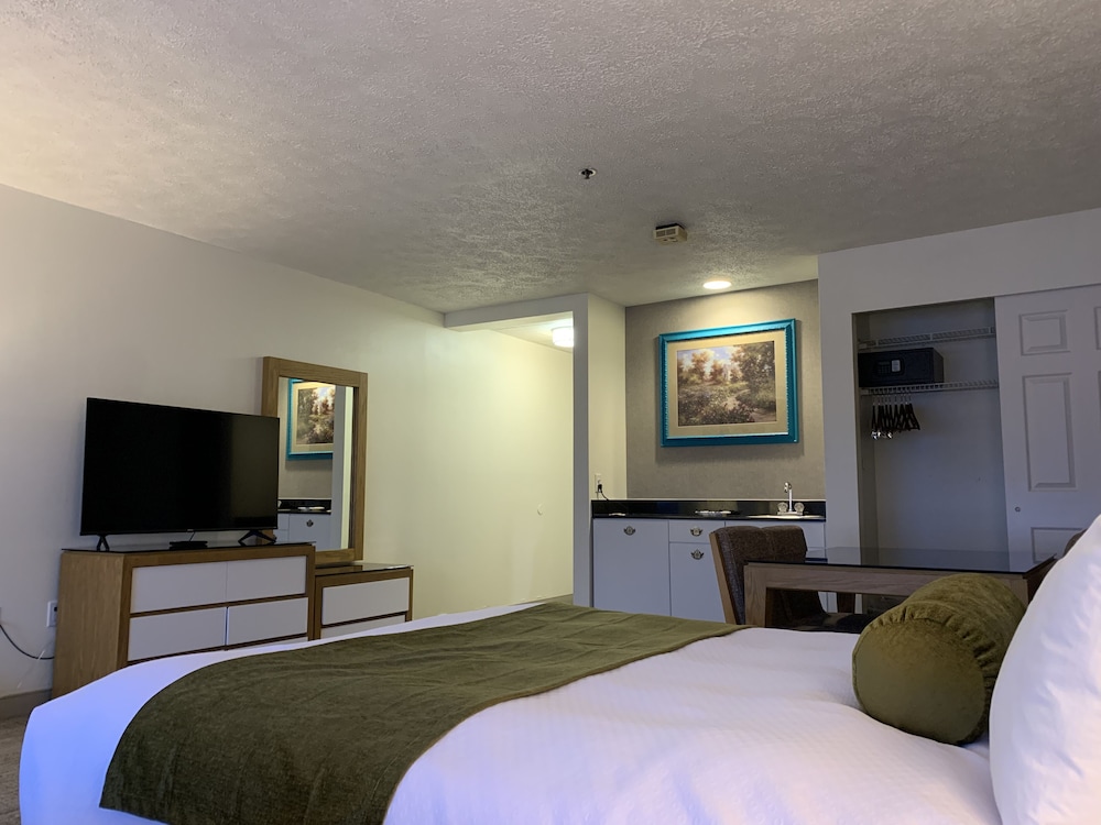 Split Rock Resort 31/79