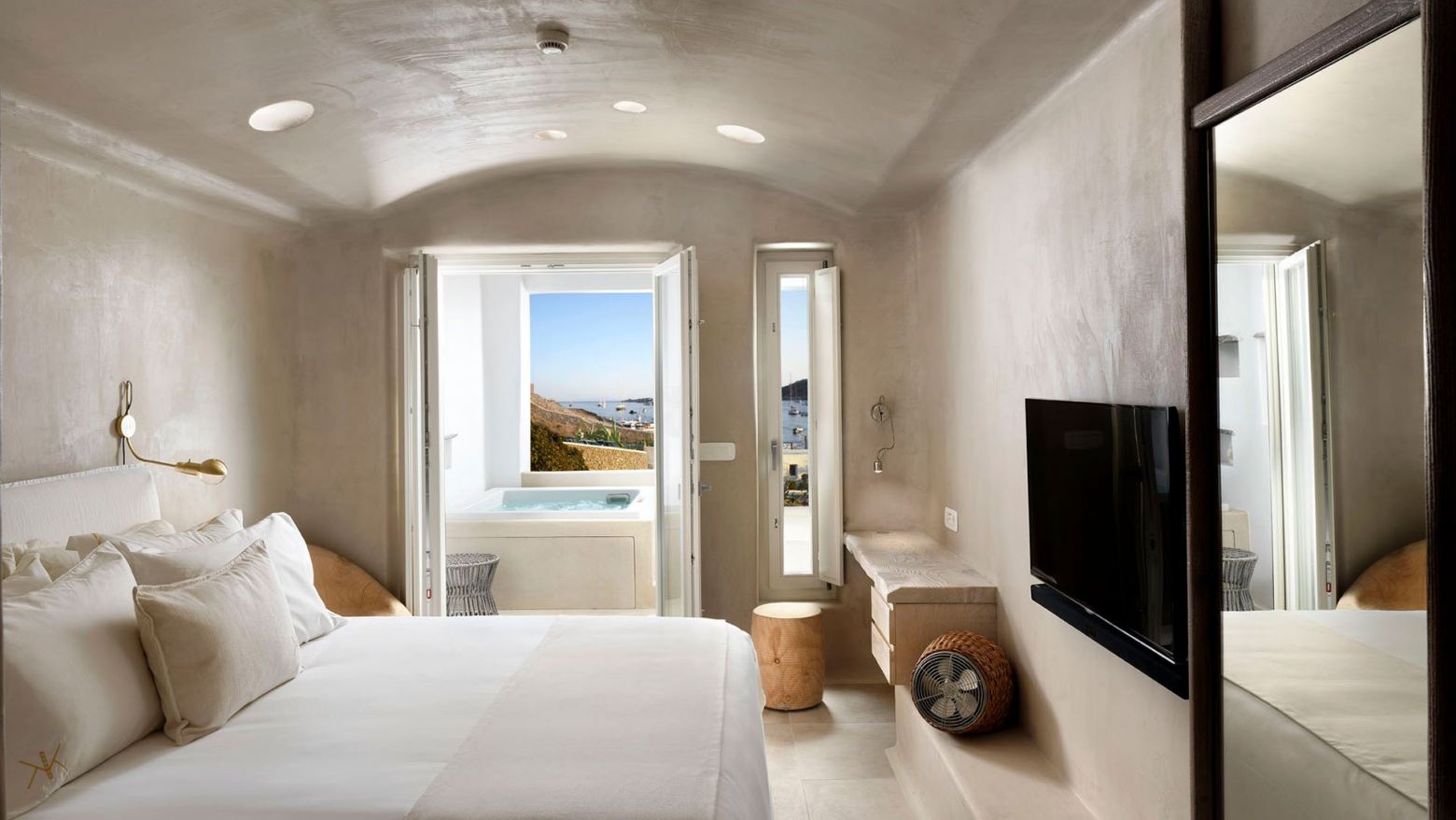 Deluxe, Partial Sea View, Outdoor Jetted Tub