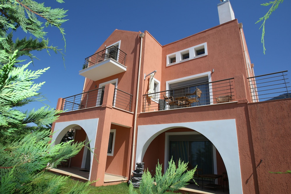 Erofili Villas 40/50