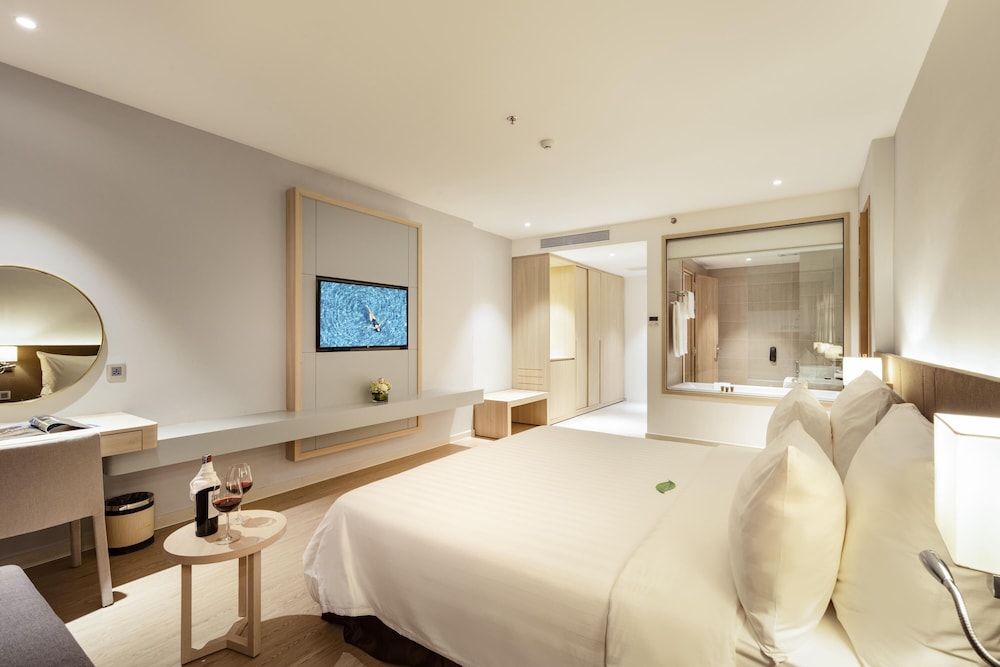 DQua Hotel and Apartment 12/50