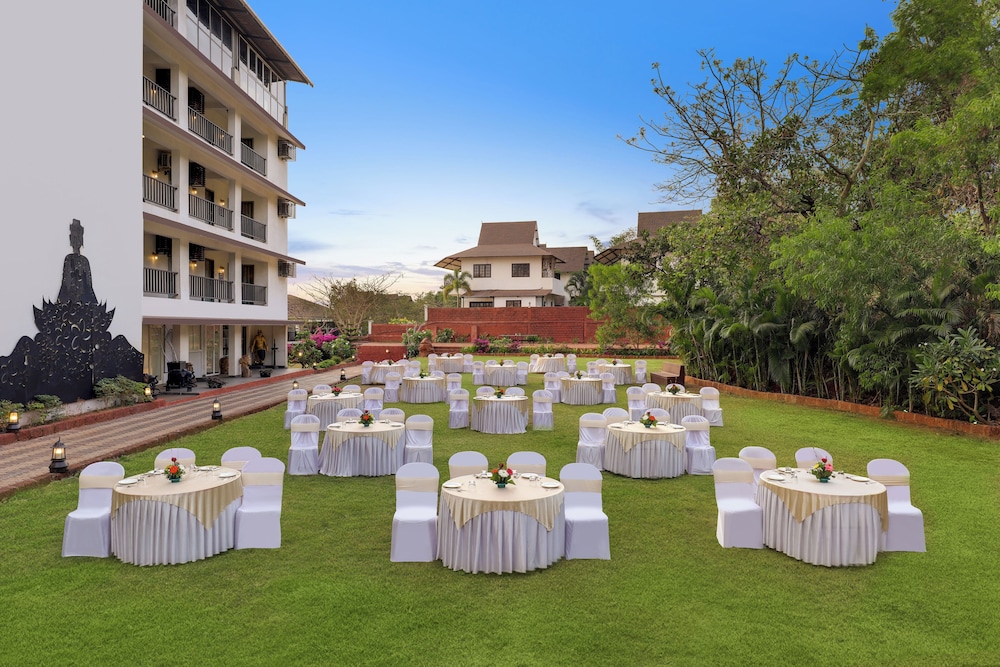Lemon Tree Hotel Dapoli 41/50