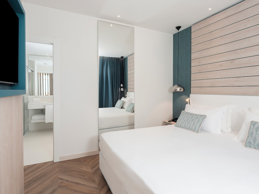 Hotel Tirrenia 14/50