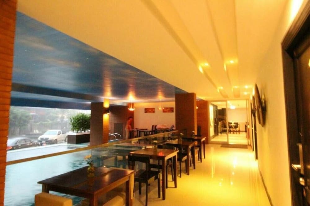Leelawadee Modern Resort Huaykwang 33/41
