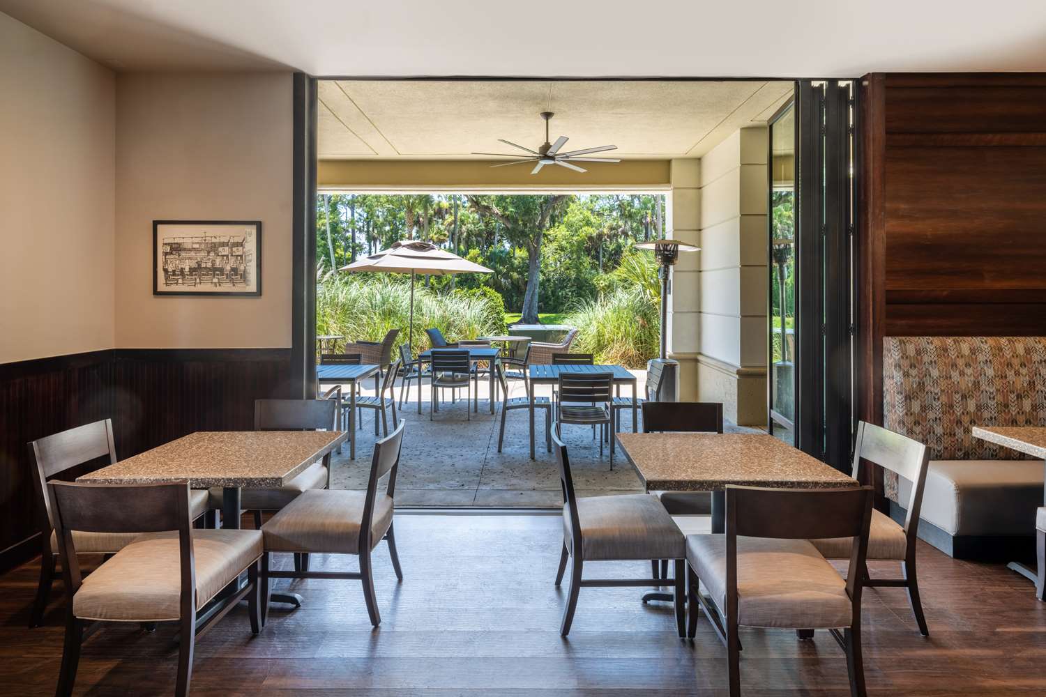 restaurant cafeteria