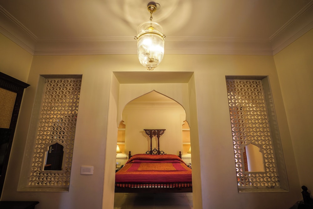 SHAHPURA HOUSE 8/48