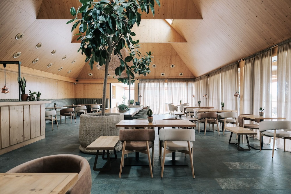 Hotel Feelviana 53/68
