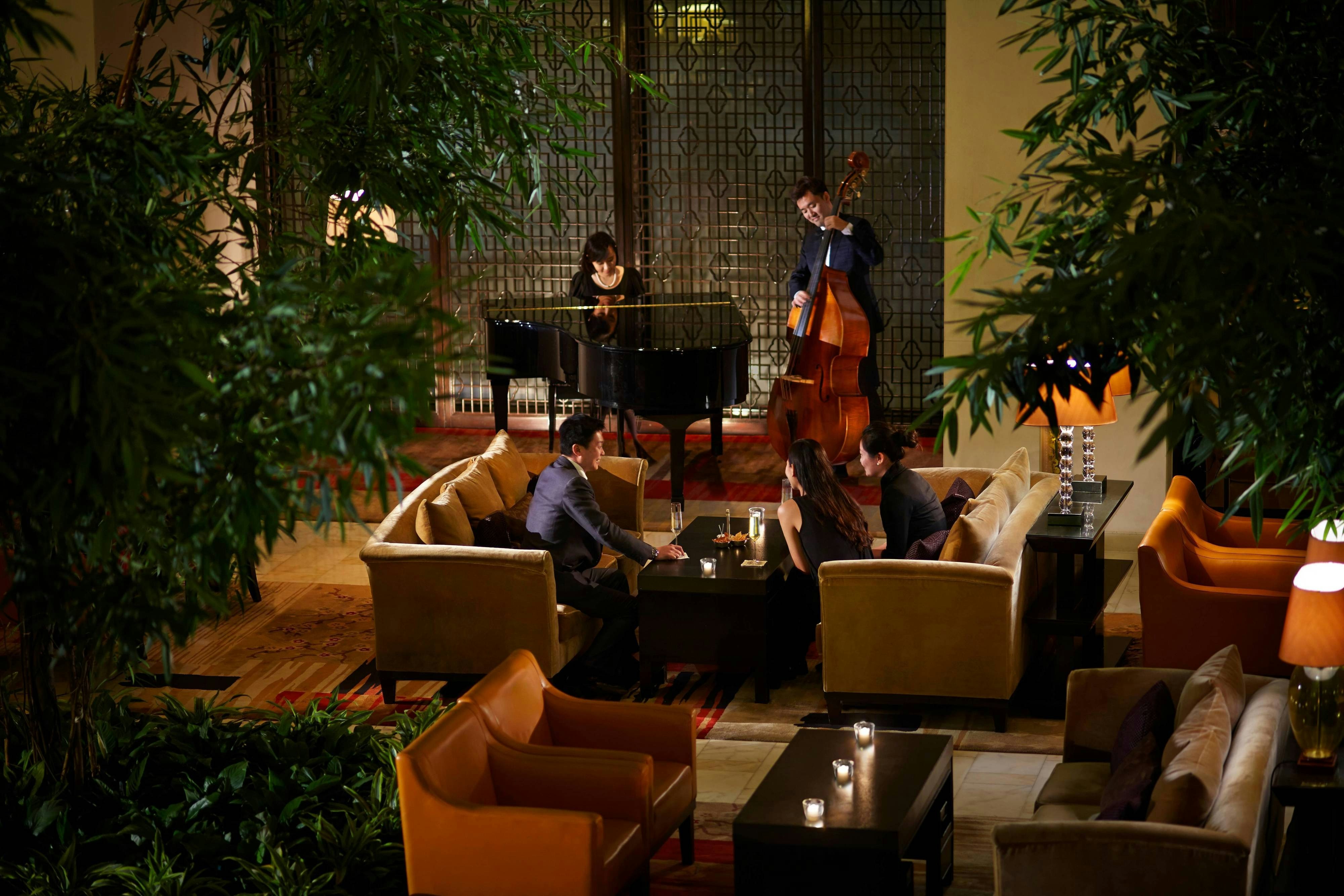 Ritz Carlton Financial Street 26/42