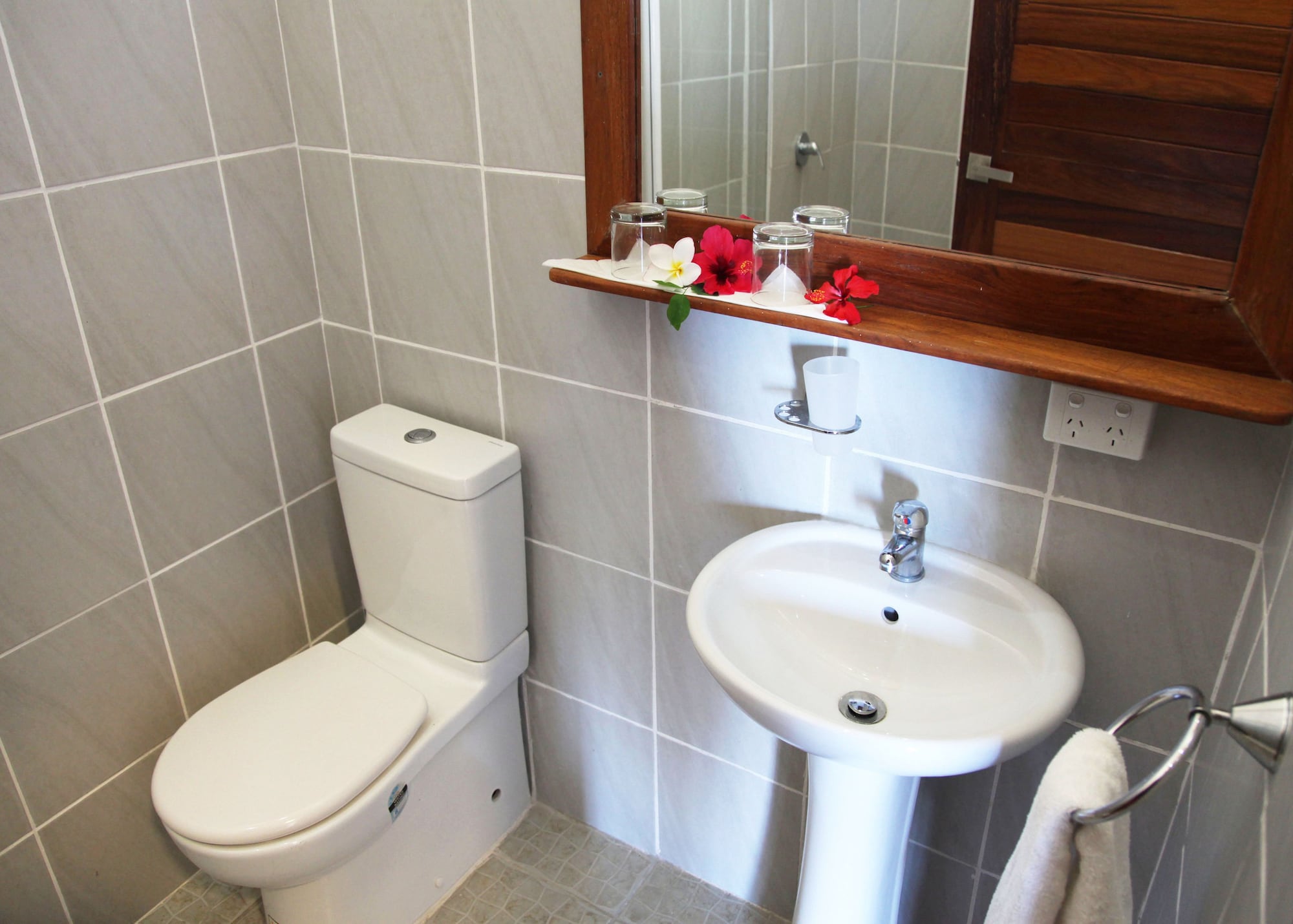 Lower, Villa, 1 Double and 1 Single Bed, Ocean View