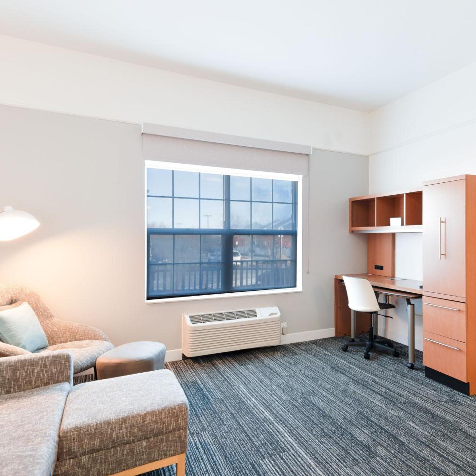 1 Bedroom, Suite, Sofa