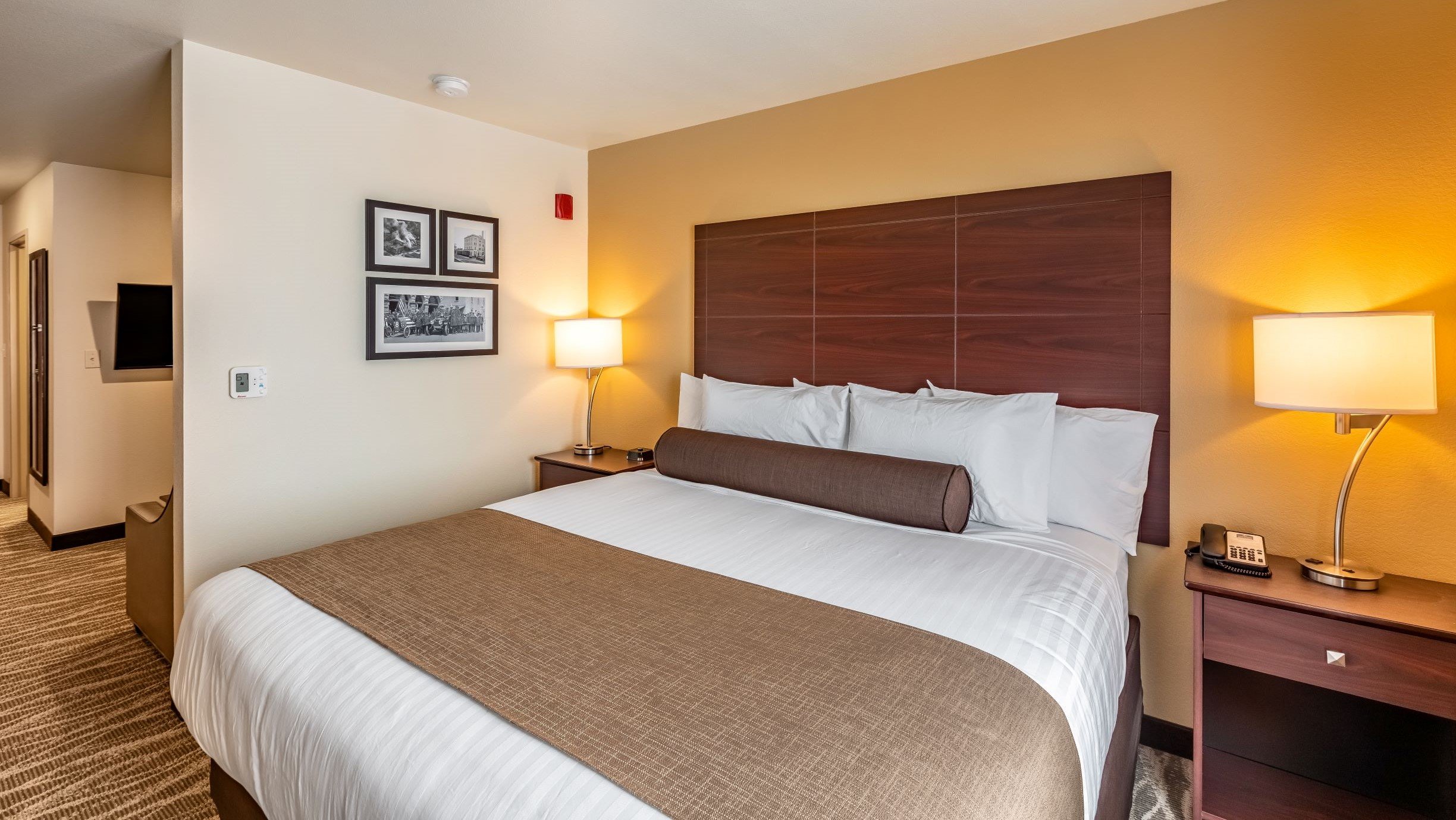 Cobblestone Hotel & Suites - Hartford 8/57