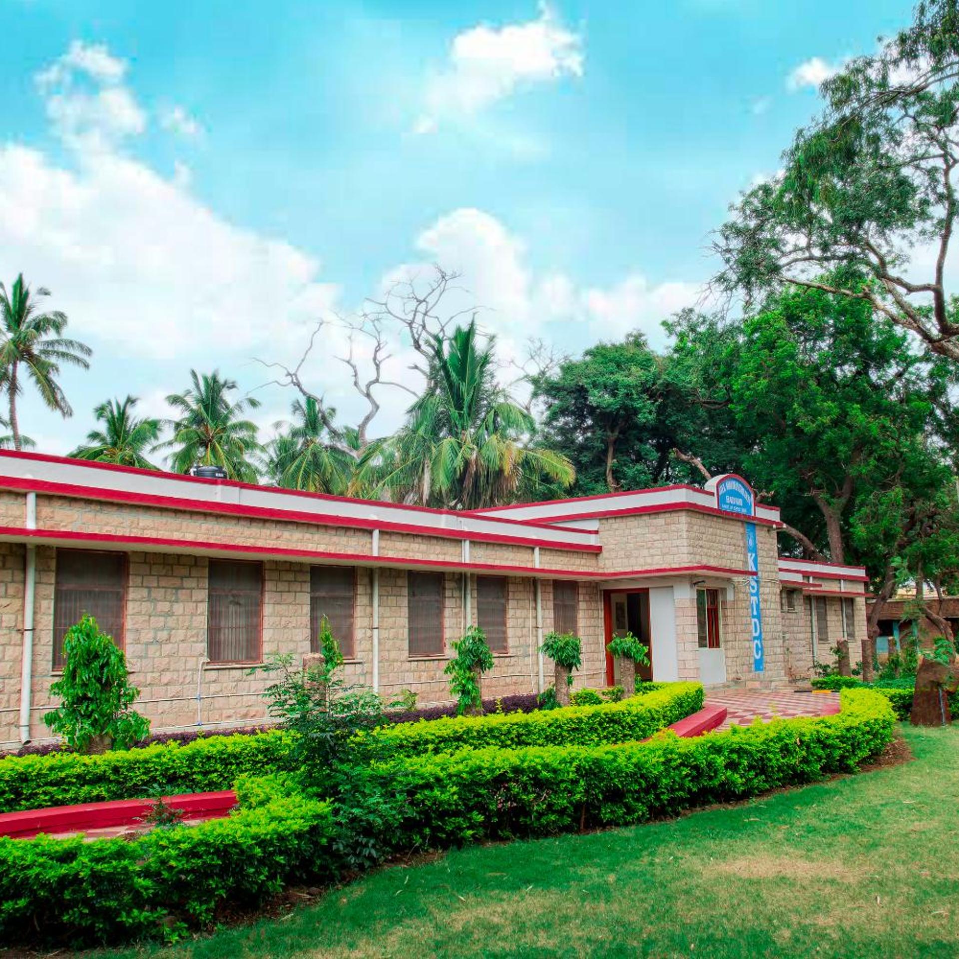 Kstdc Hotel Mayura Chalukya Badami 3/50