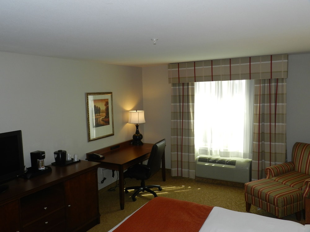 Country Inn & Suites by Radisson, Braselton, GA 23/33