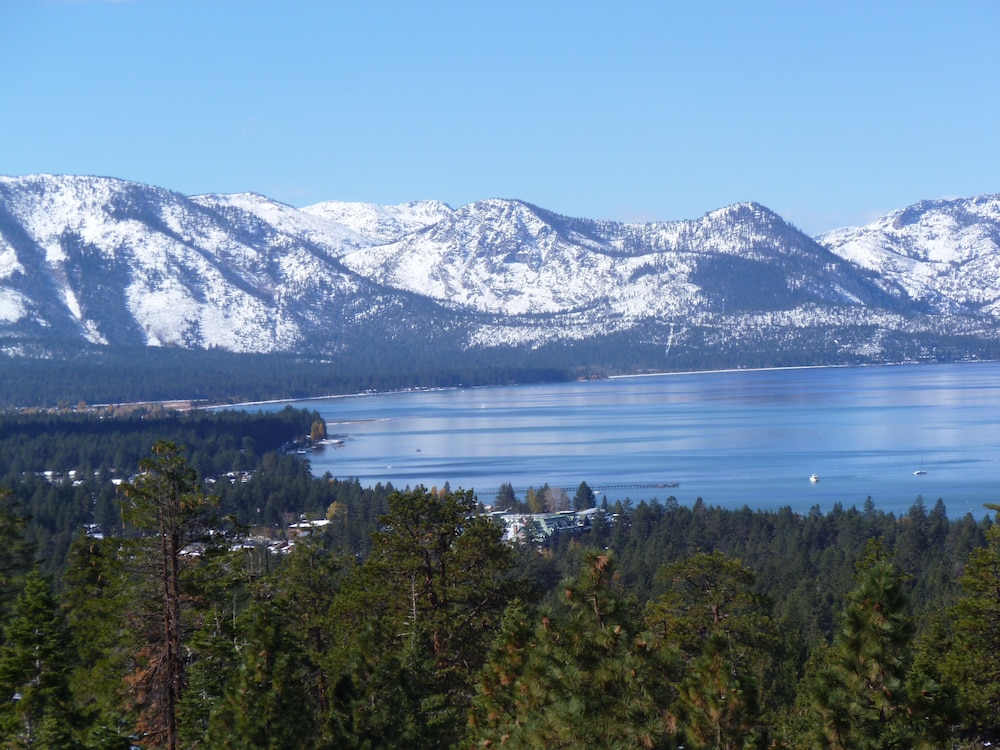 Tahoe Beach Ski Club 68/74