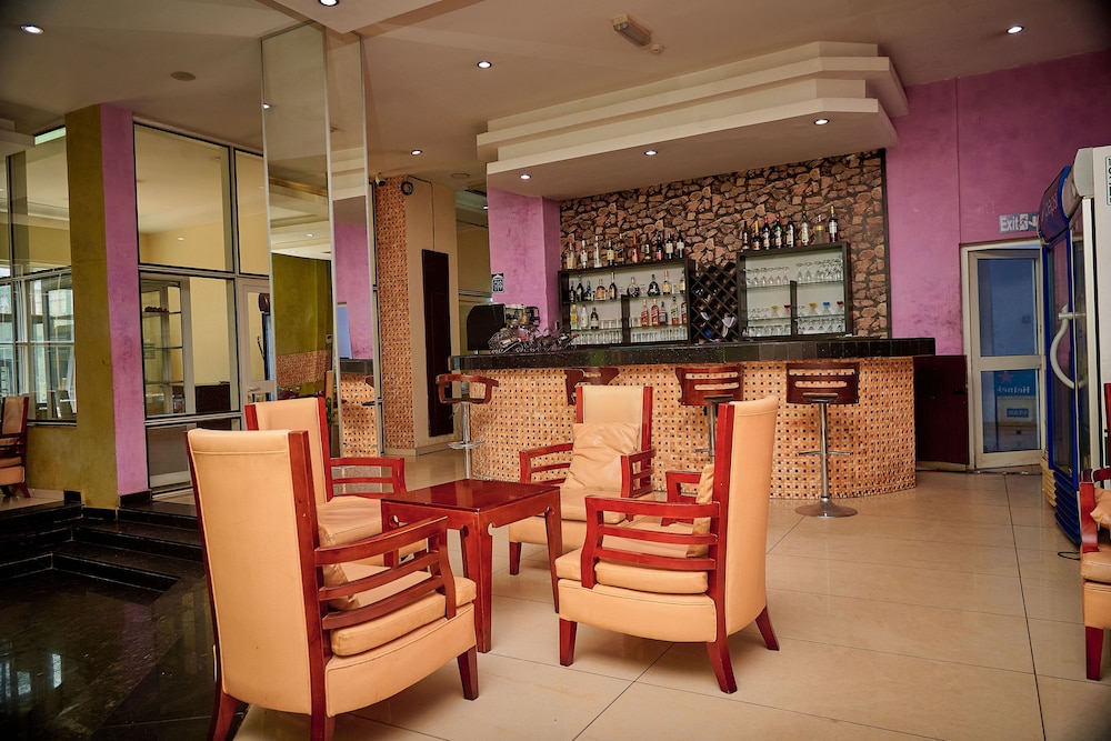 Barcelona Hotels Abuja 42/50
