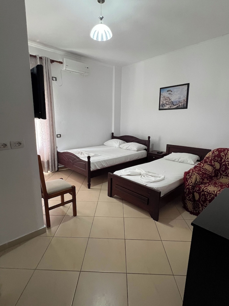 Hotel Rixhi 44/69