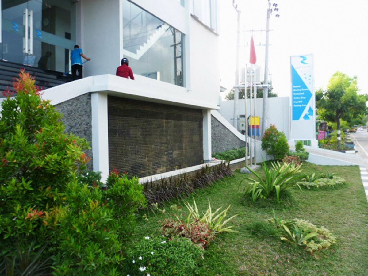 Zenith Hotel Kendari 39/43