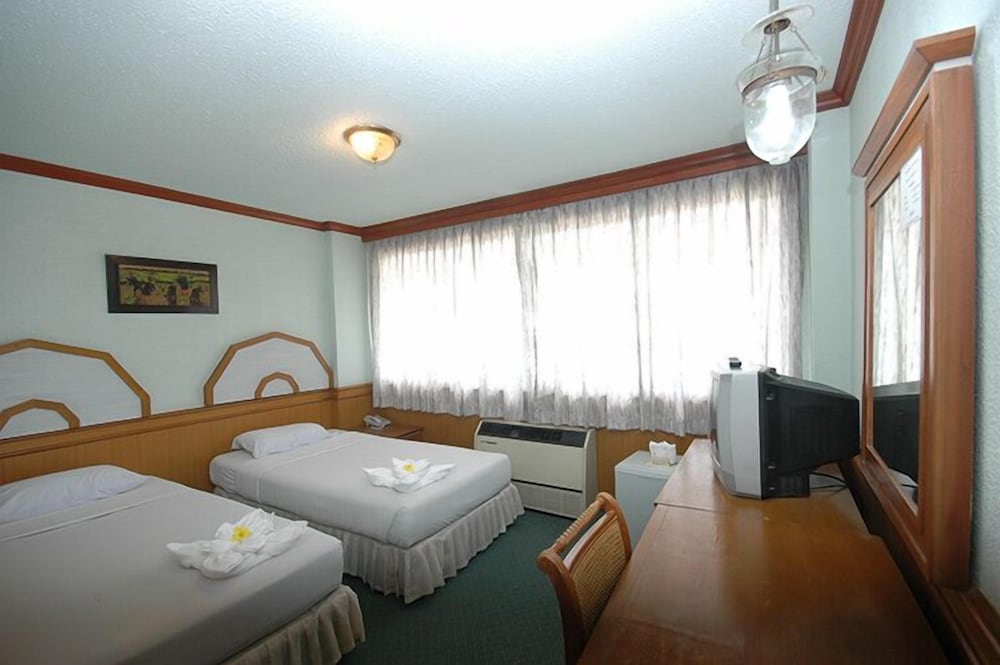Lopburi Inn Hotel 16/46