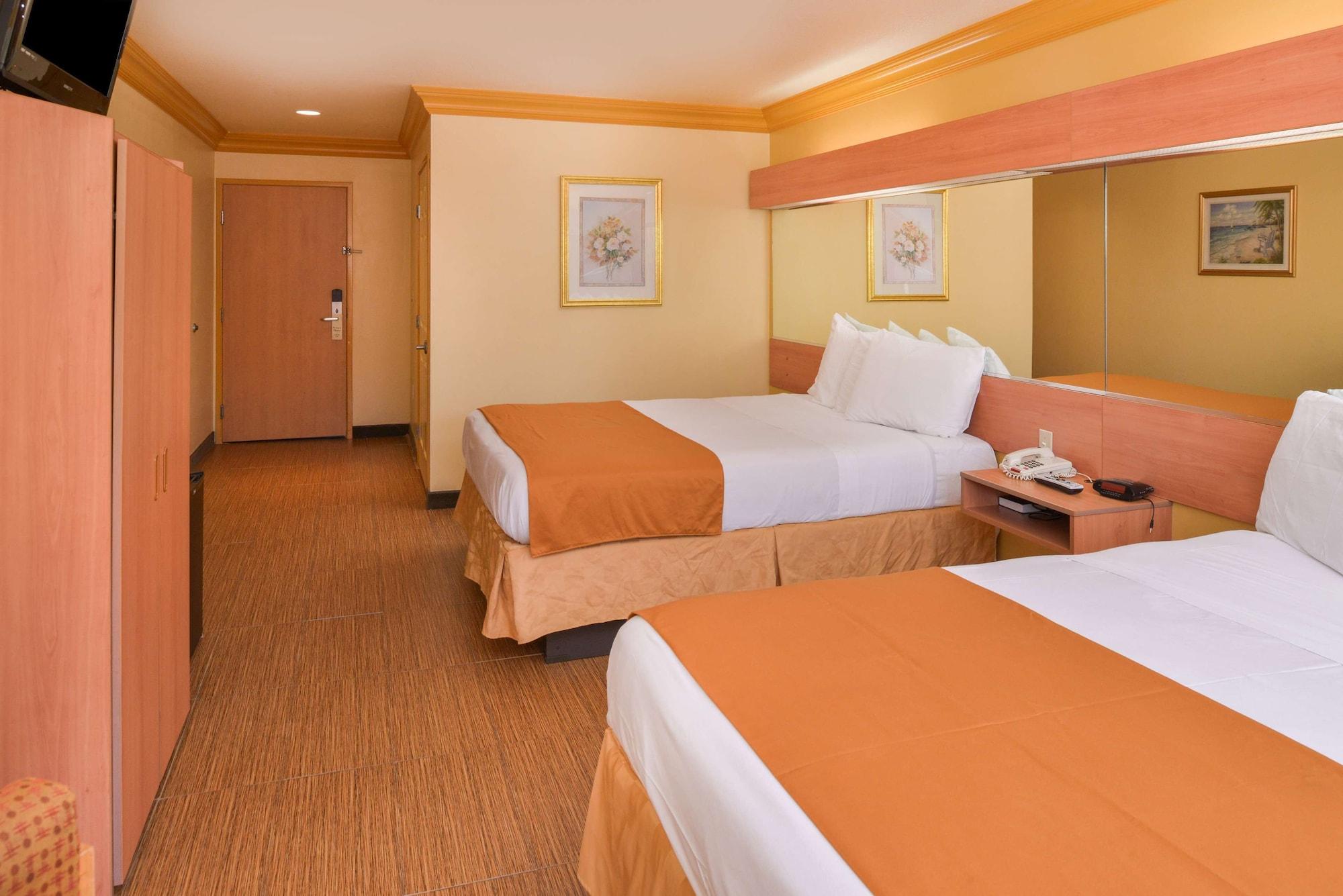 H3 Inn & Suites - LAX Airport 11/17
