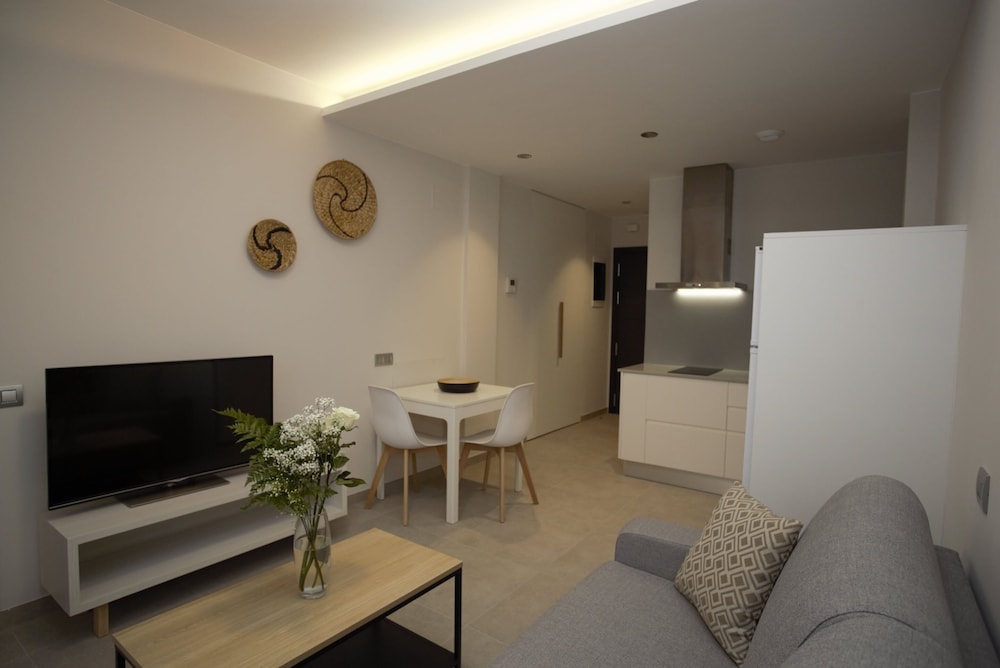BLUESEA Bex Holiday Homes 46/64