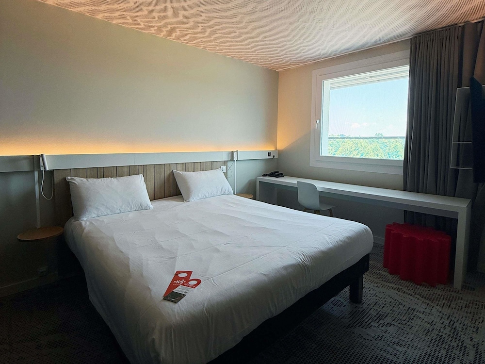 ibis Luxembourg Aeroport 22/74