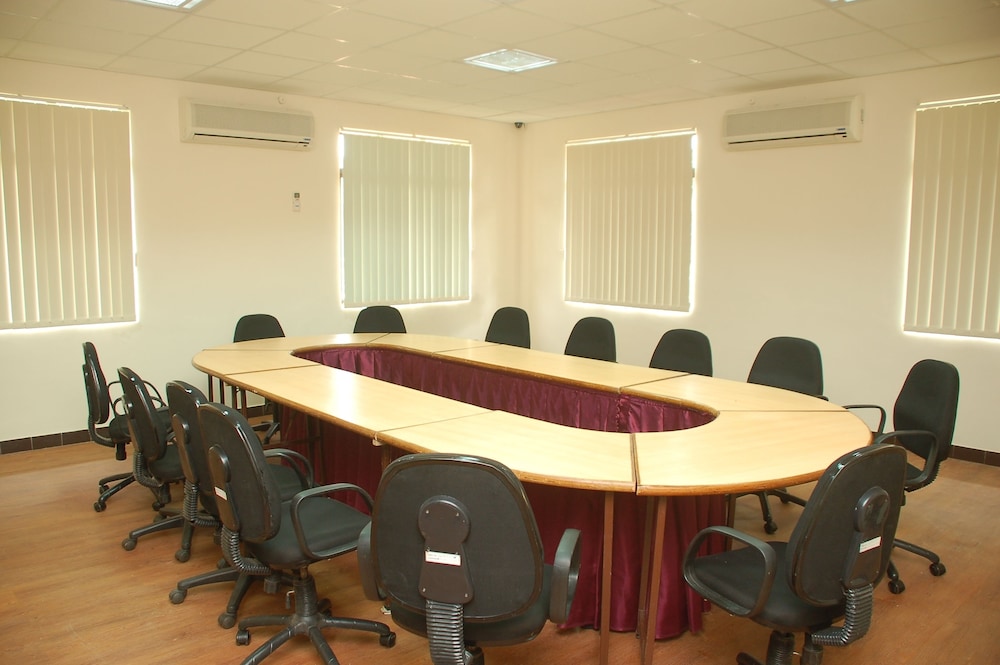 THE INTERNATIONAL CENTRE GOA 31/41