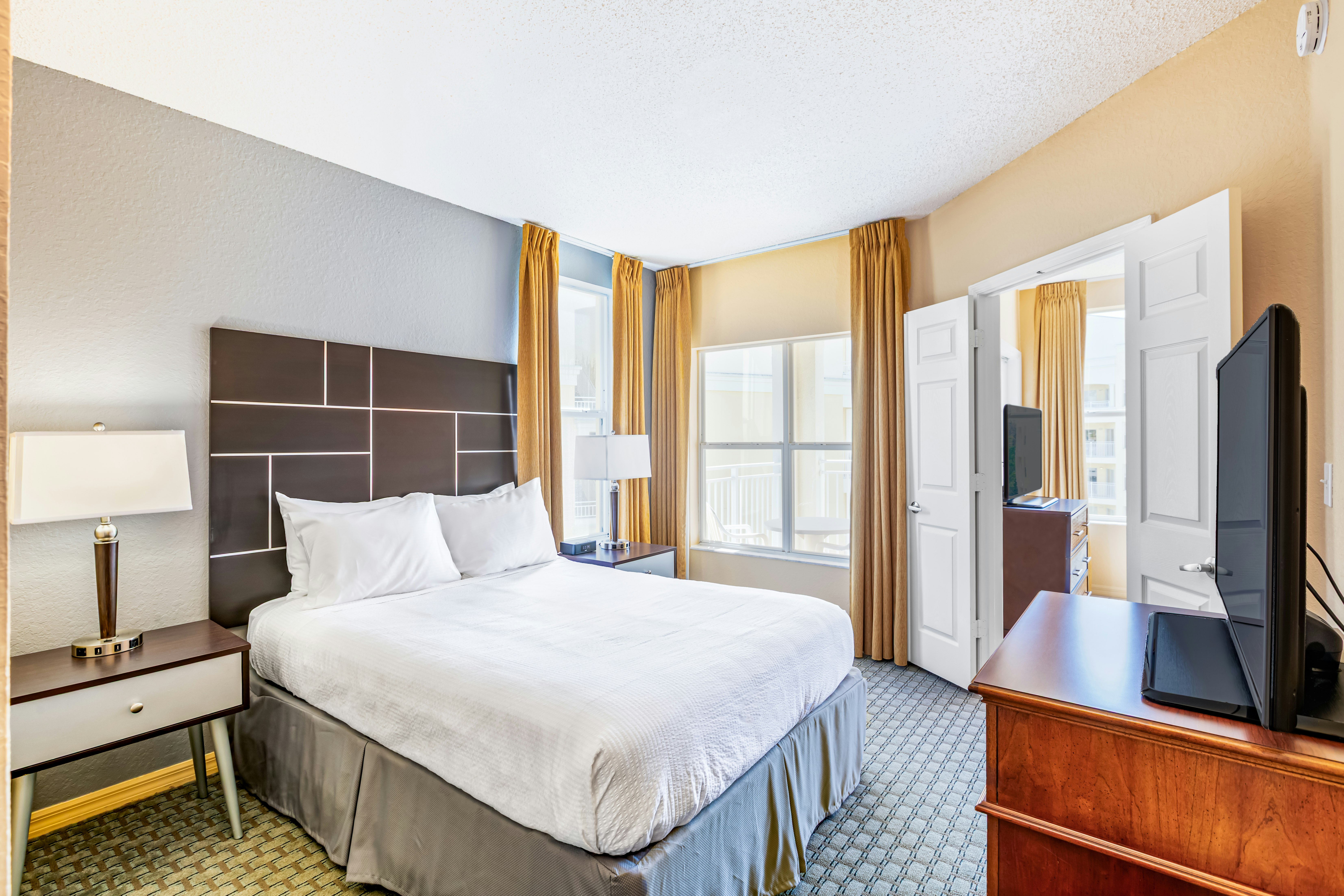 Vacation Village At Parkway 20/48