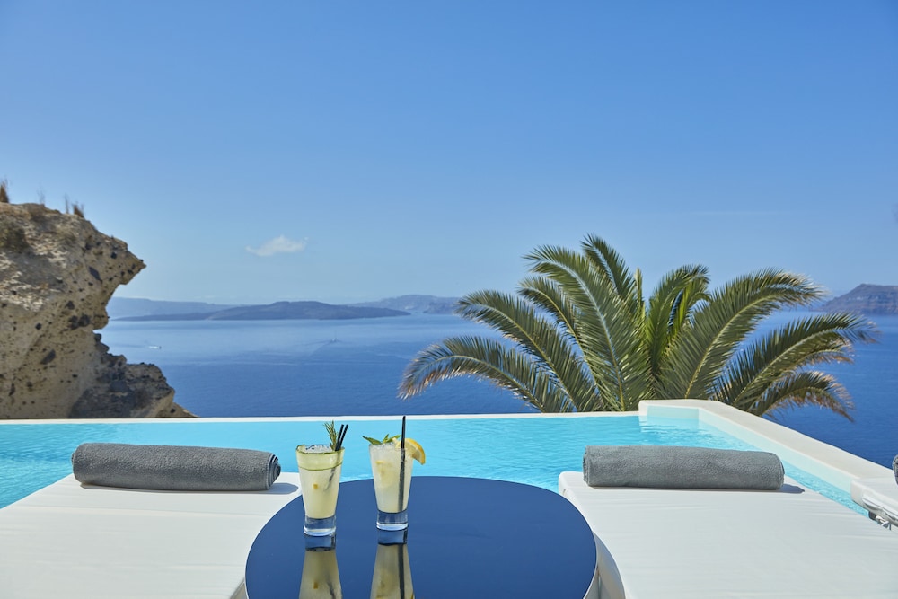 Villaki Oia 19/58