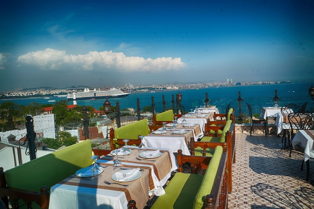 Mytra Hotel 31/50